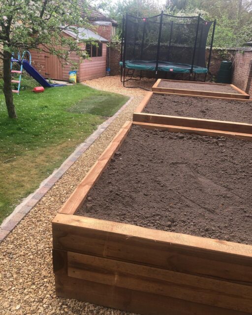Three large raised beds for customers family to grow vegetables using #Bradstone rumbled blocks. Sleepers from #avsfencing and #britishsugartopsoil from #rosegroup #sustainability #growyourown #pgsstamford #landscapingstamford #stamford #sleepers #topsoil